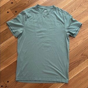 H&M CoolMax Men's Green Crew Neck T-Shirt Regular Fit Small